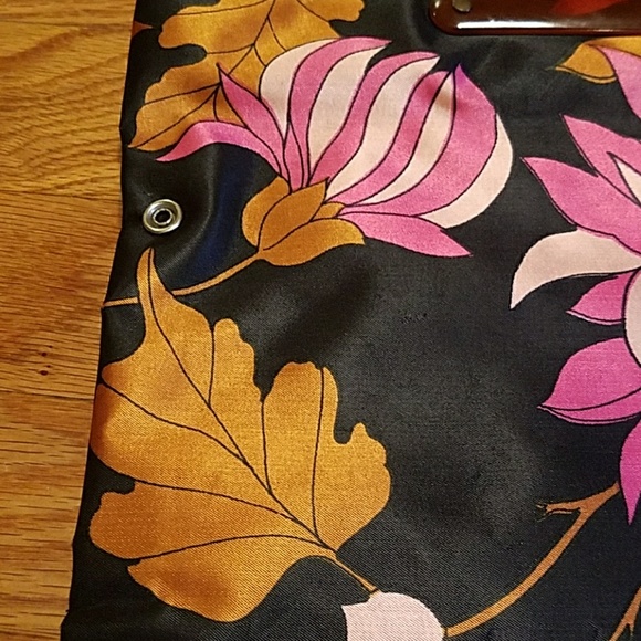 Colorful Vintage Handbag - Picture 4 of 6